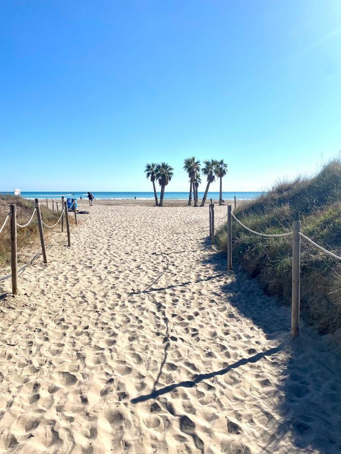 Lowenva Beach Apartment Canet d'En Berenguer Exteriör bild